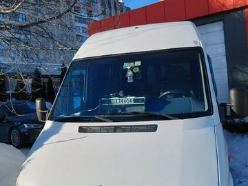 Авто Mercedes Sprinter 1999 № 8604395