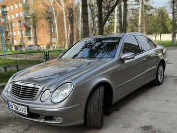 Авто Mercedes E-Class 2004 № 8604416