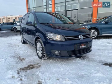 Авто Volkswagen Touran 2011 № 8604592