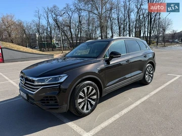 Авто Volkswagen Touareg 2021 № 8604657