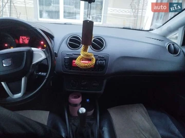 Авто SEAT Ibiza 2011 № 8604902