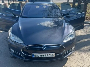 Авто Tesla Model S 2015 № 8605022