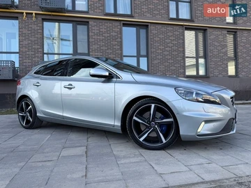 Авто Volvo V40 2013 № 8605033