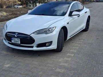Авто Tesla Model S 2015 № 8605219