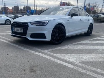 Авто Audi A4 2018 № 8605263
