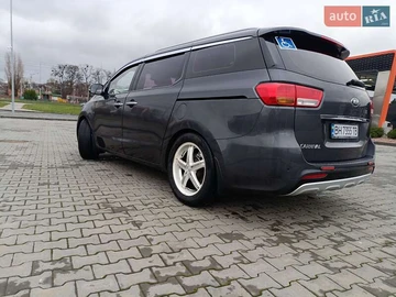 Авто KIA Carnival 2018 № 8605293