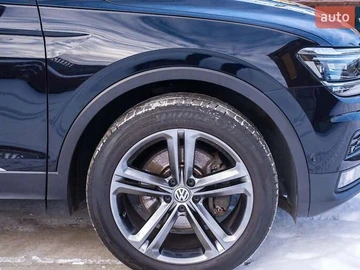 Авто Volkswagen Tiguan 2017 № 8605301