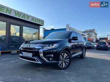 Авто Mitsubishi Outlander 2020 № 8605310
