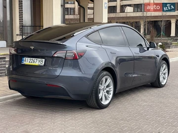 Авто Tesla Model Y 2023 № 8605316