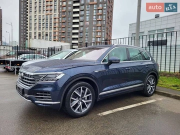 Авто Volkswagen Touareg 2022 № 8605367