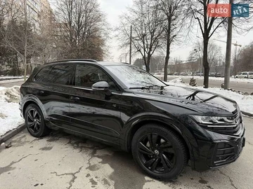 Авто Volkswagen Touareg 2024 № 8605372