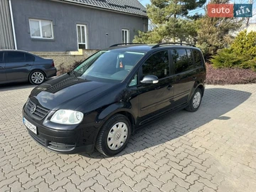 Авто Volkswagen Touran 2005 № 8605684