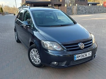 Авто Volkswagen Golf Plus 2008 № 8605692