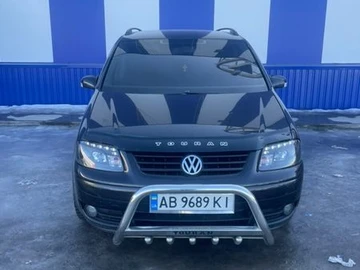 Авто Volkswagen Touran 2004 № 8605696