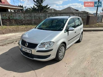 Авто Volkswagen Touran 2007 № 8605709
