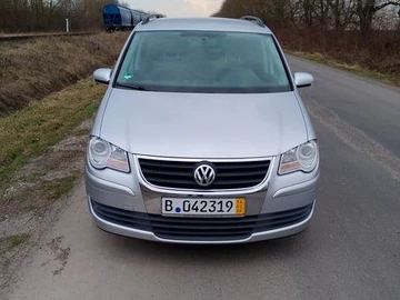 Авто Volkswagen Touran 2008 № 8605710