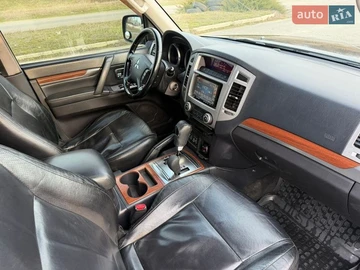 Авто Mitsubishi Pajero Wagon 2008 № 8605956