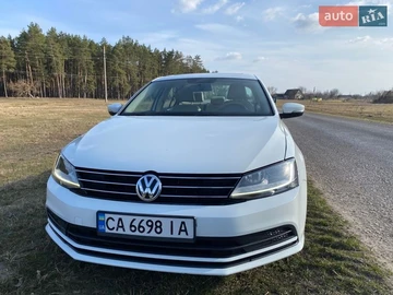 Авто Volkswagen Jetta 2017 № 8605957
