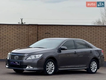 Авто Toyota Camry 2011 № 8606033