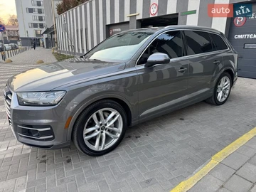 Авто Audi Q7 2016 № 8606097