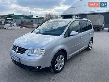 Авто Volkswagen Touran 2005 № 8606433
