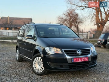 Авто Volkswagen Touran 2008 № 8606624