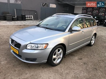 Авто Volvo V50 2012 № 8606639