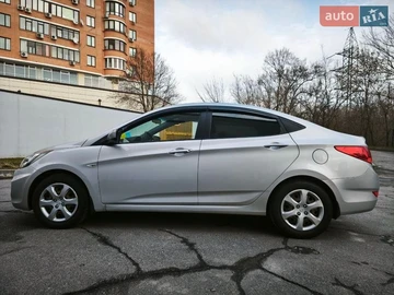 Авто Hyundai Accent 2012 № 8606692