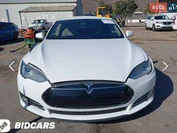 Авто Tesla Model S 2013 № 8606695