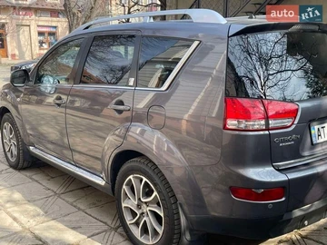 Авто Citroen C-Crosser 2010 № 8606697