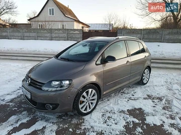 Авто Volkswagen Golf Plus 2012 № 8606710