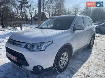 Авто Mitsubishi Outlander 2015 № 8606960