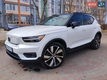 Авто Volvo Xc40 2021 № 8607040