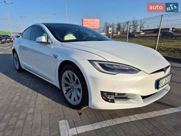 Авто Tesla Model S 2020 № 8607069