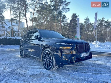 Авто BMW X7 2022 № 8607211