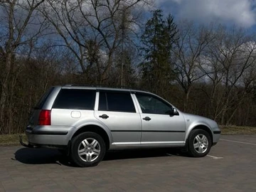 Авто Volkswagen Golf 2002 № 8607246