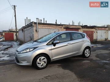 Авто Ford Fiesta 2011 № 8607304
