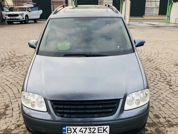 Авто Volkswagen Touran 2006 № 8607323