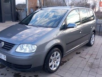 Авто Volkswagen Touran 2004 № 8607816