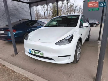 Авто Tesla Model Y 2023 № 8607948
