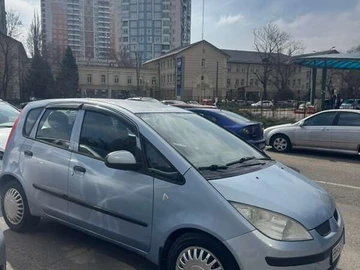 Авто Mitsubishi Colt 2007 № 8607965