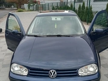 Авто Volkswagen Golf 2000 № 8607968