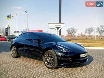 Авто Tesla Model 3 2023 № 8608013