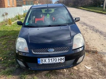 Авто Ford Fiesta 2005 № 8608033