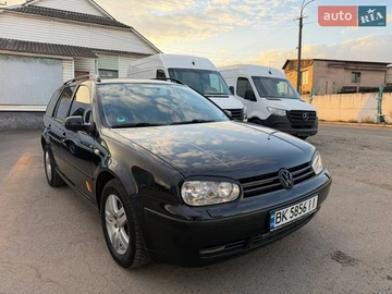 Авто Volkswagen Golf 2001 № 8608036