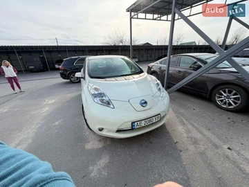 Авто Nissan Leaf 2012 № 8608160