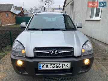 Авто Hyundai Tucson 2012 № 8608184