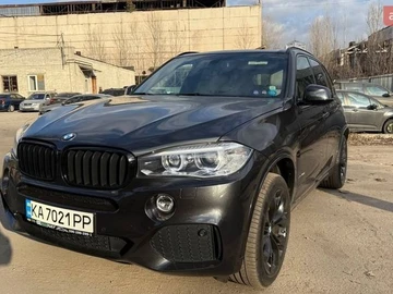 Авто BMW X5 2018 № 8608344