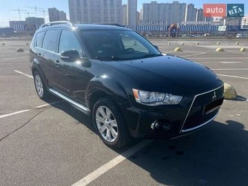 Авто Mitsubishi Outlander Xl 2011 № 8608397