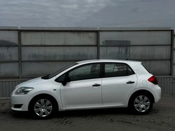 Авто Toyota Auris 2009 № 8608419